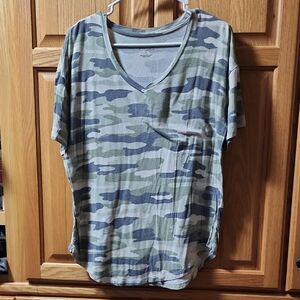 Philosophy Green Camo V-Neck Tee